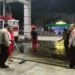 Cipta Kondisi Pemilu Damai, Polsek Baros tingkatkan Patroli malam sambangi SPBU Baros