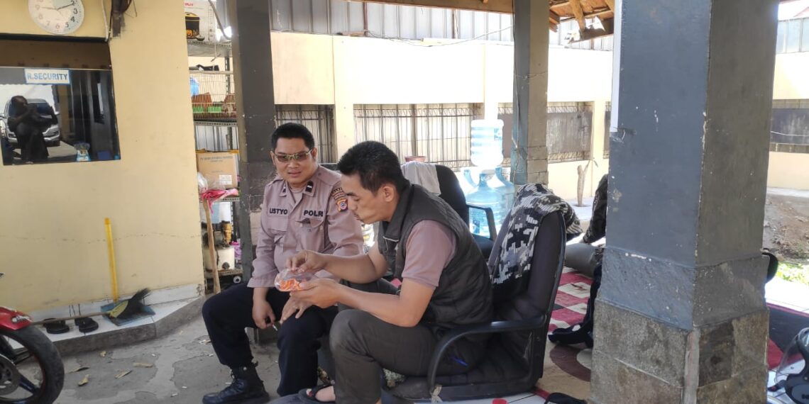 Patroli Dialogis Unit Samapta Polsek Kebonpedes, Ciptakan Kamtibmas Aman Jelang Pilkada 2024