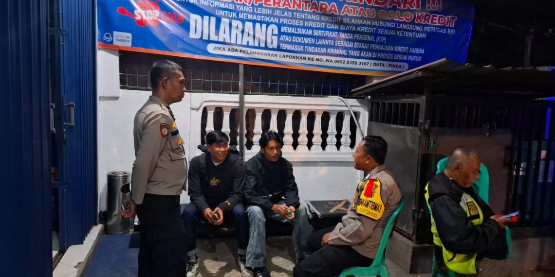 Menjelang Pilkada serentak tahun 2024, Patroli Polsek Sukalarang Sambangi Dialogis dengan warga