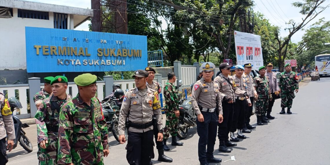 Giat Imbangan Jelang Pelantikan Presiden. Sinegritas TNI-Polri laksanakan Patroli Bersama