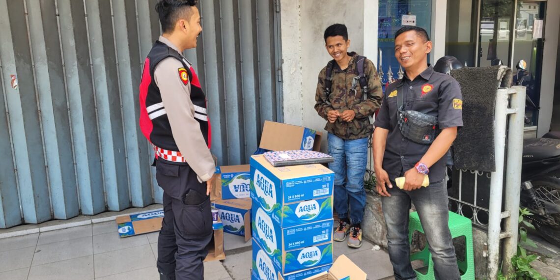 Tingkatkan Keamanan Jelang Pilkada 2024,Unit Sabhara Polsek Cisaat laksanakan Patroli 
