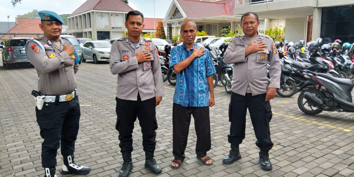 Polsek Cikole Laksanakan Patroli Ke Tempat Ibadah