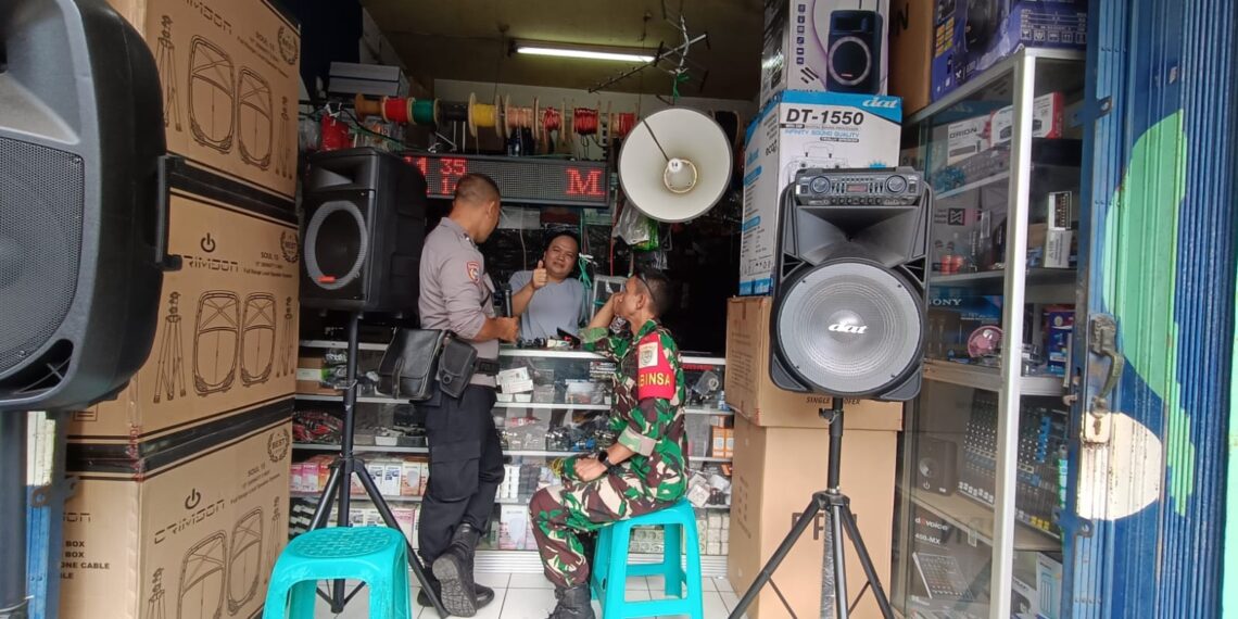 Datangi Warga Langsung, Babinkamtibmas Berikan Himbauan Gukamtibmas