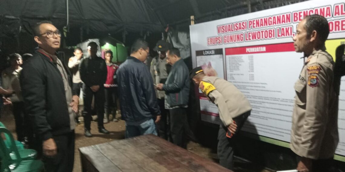 Astama Ops Kapolri Tinjau Posko Kemanusiaan Polda NTT, Pastikan Kesiapan Bantuan untuk Korban Erupsi Gunung Lewotobi