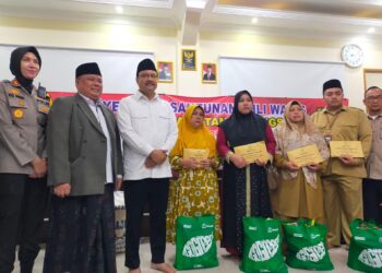 Mensos RI Gus Ipul Ucapkan Duka Mendalam Untuk Korban Longsor Ponpes Yaspida dan Berikan Santunan