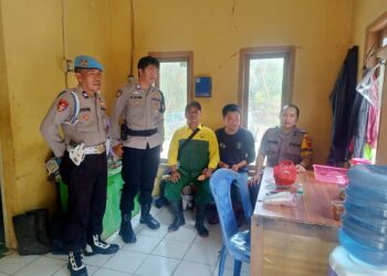 Bhabinkamtibmas Polsek Lembursitu sambangi warga binaan berikan himbauan kamtibmas