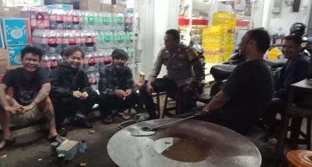 Wujudkan Kamtibmas AmanPilkada 2024 Polsek Cireunghas Giatkan Patroli Malam Hari
