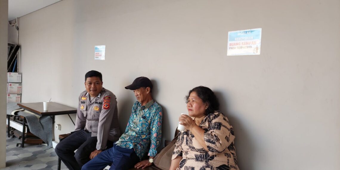 Minggu Kasih, Polsek Cisaat  Berikan Pengamanan Ibadah Kebaktian Minggu Gereja GBI MNCC Sukabumi