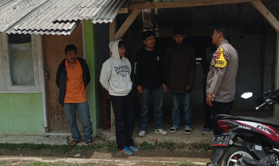 Antisipasi Gangguan Kamtibmas pilkada serentak Di wilayahnya, Polsek Gunungguruh Laksanakan patroli dialogis sambangi warga binaan