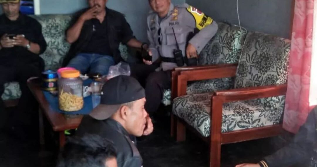 Bhabinkamtibmas Polsek Cireunghas Intensifkan Sambang Warga Jelang Pilkada Serentak 2024