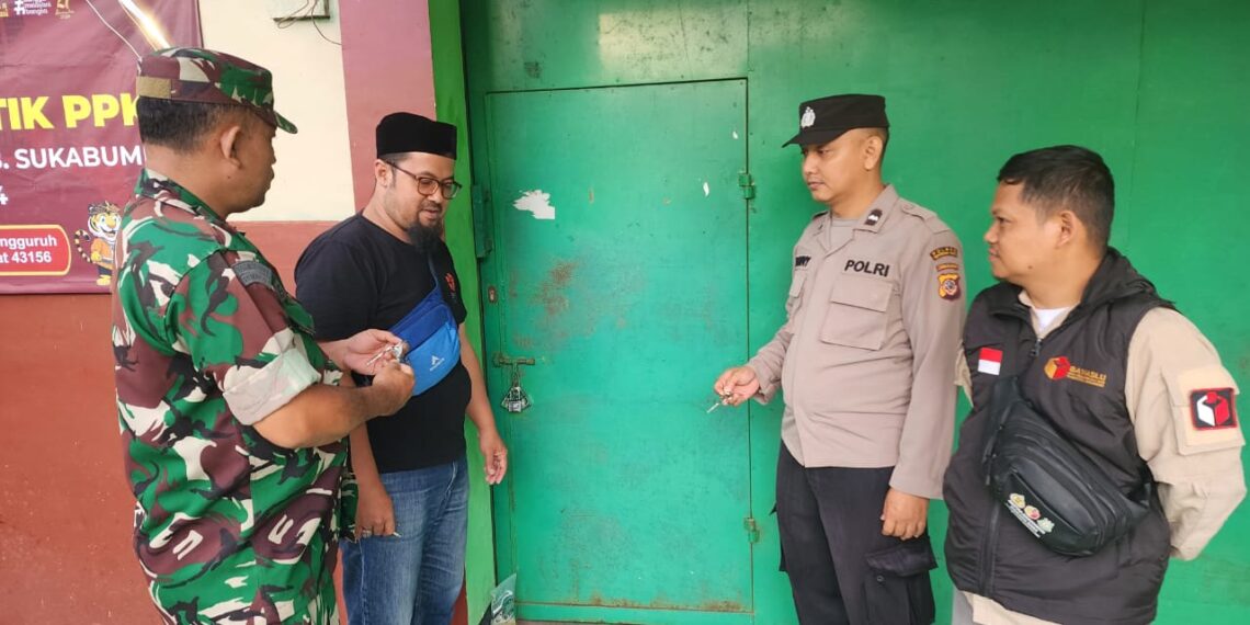 Polsek Gunungguruh Bersinergi dengan Babinsa Sambangi Warga Untuk Tingkatkan pilkada serentak 2024