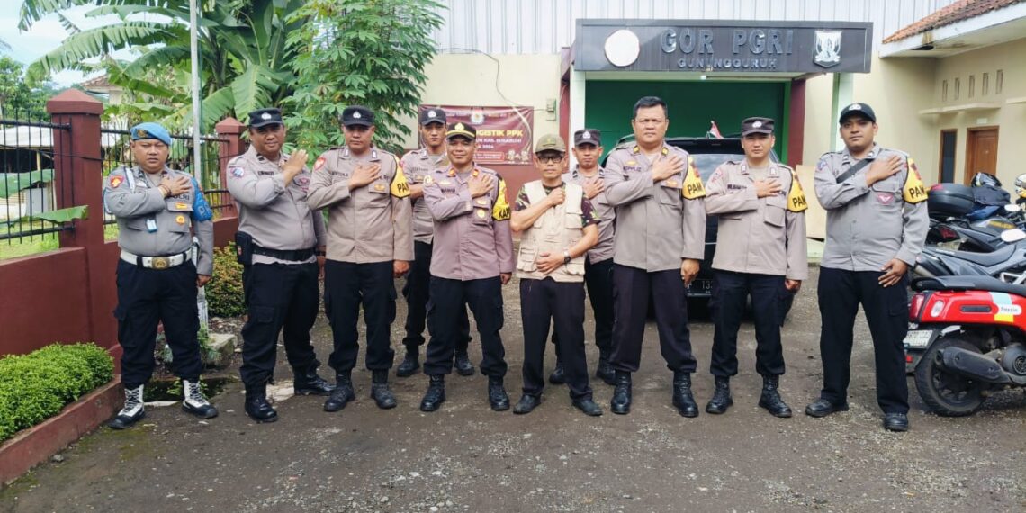 Polsek Gunungguruh Pastikan Keamanan Logistik Pilkada 2024