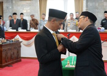 Gantikan Alm. Yunus Suhandi, Gundar Kolyubi Resmi Duduki Kursi Wakil Rakyat 