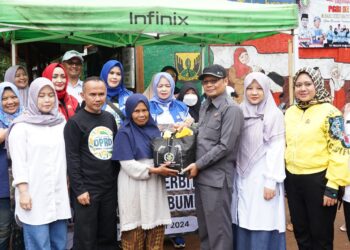 DPRD Kota Sukabumi Salurkan Bantuan Untuk Warga Terdampak Bencana Longsor