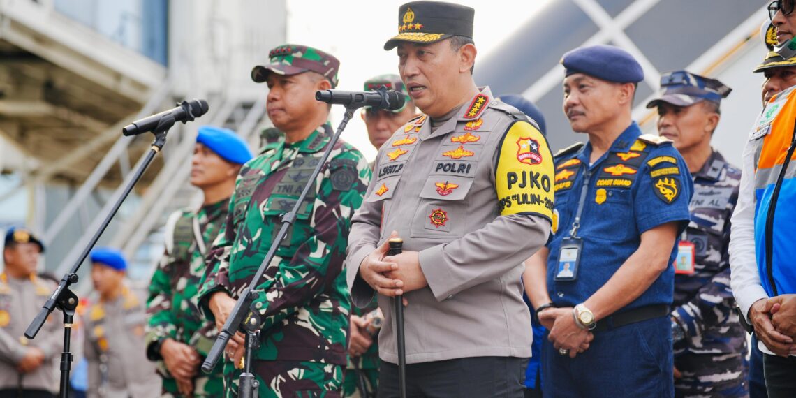 Kapolri Pastikan pengamanan, Kelayakan Kapal, dan Mitigasi Bencana Libur Natal dan Tahun Baru
