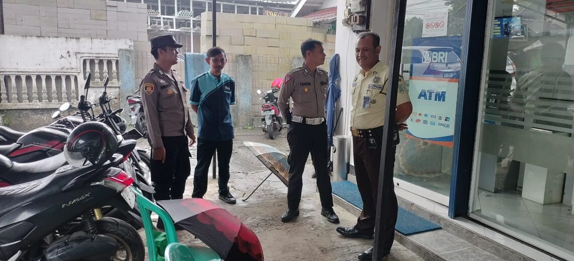 Polsek Sukalarang Intensifkan Patroli Dialogis Cegah Gangguan Kamtibmas