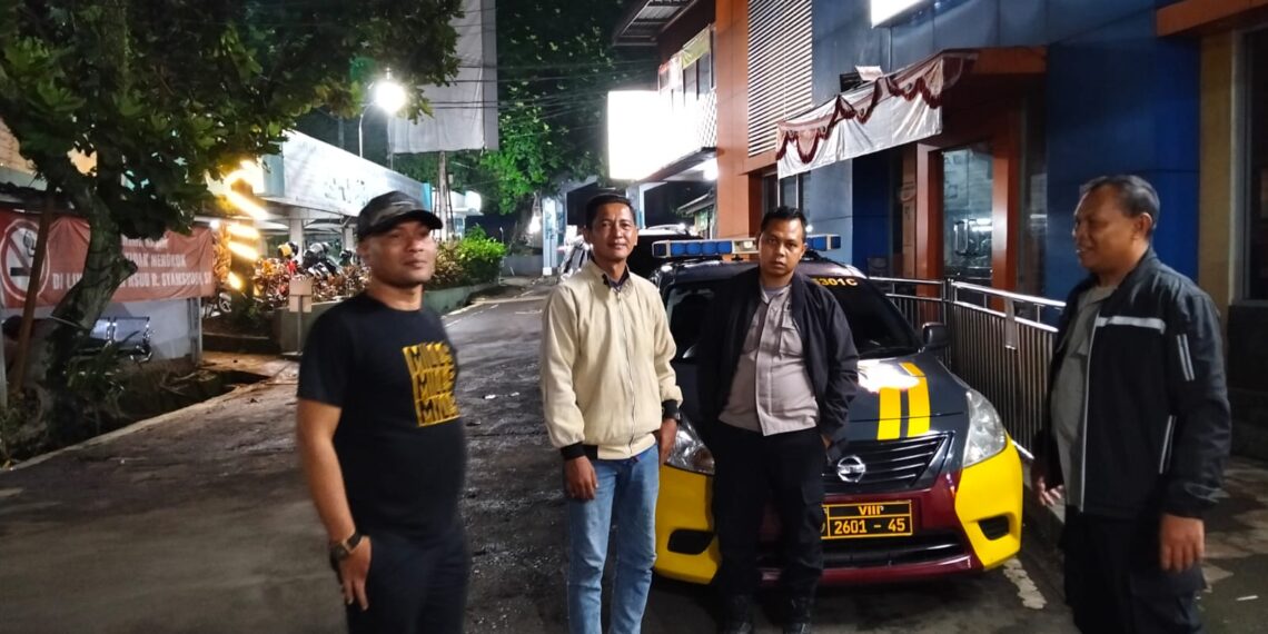 Polsek Cikole Gelar Patroli Malam Pasca Pilkada Serentak 2024
