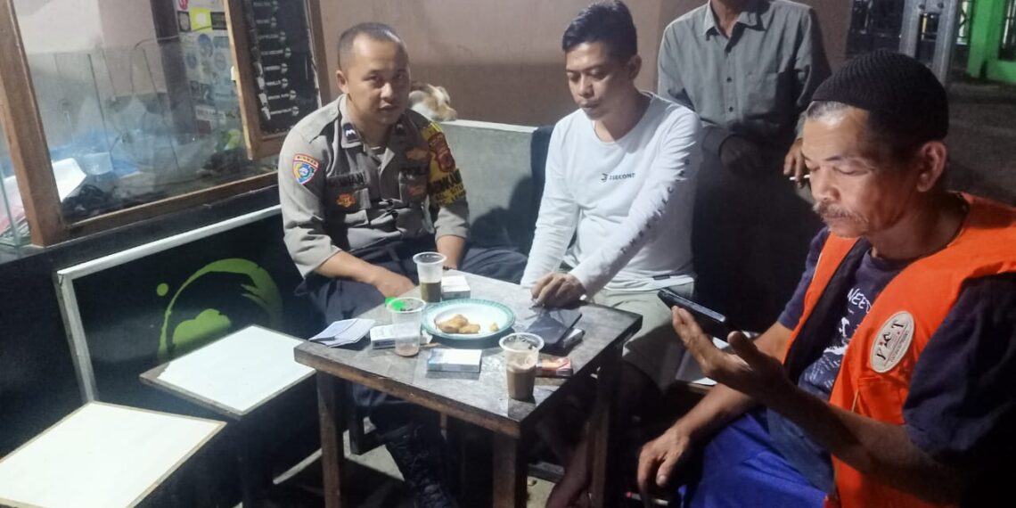 Sambang Sebagai Upaya Bhabinkamtibmas Jaga Kamtibmas Di Wil Lembursitu