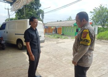 Polsek Sukalarang laksanakan giat sambang