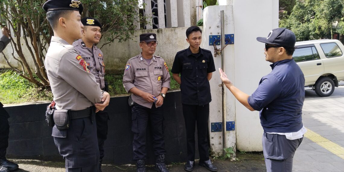 Polsek Cikole Laksanakan Sambang Dengan Satpam