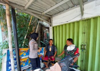 Cegah Curanmor Bhabinkamtibmas Sambangi Juru Parkir