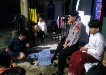 Polsek Kebonpedes Sambangi Warga Kampung Sela Awi
