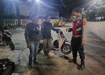 polsek baros sambangi terminal antisipasi Gangguan Kamtibmas