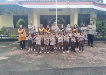 Polisi Sahabat Anak, Polsek Warudoyong Terima Kunjungan Anak – Anak TK