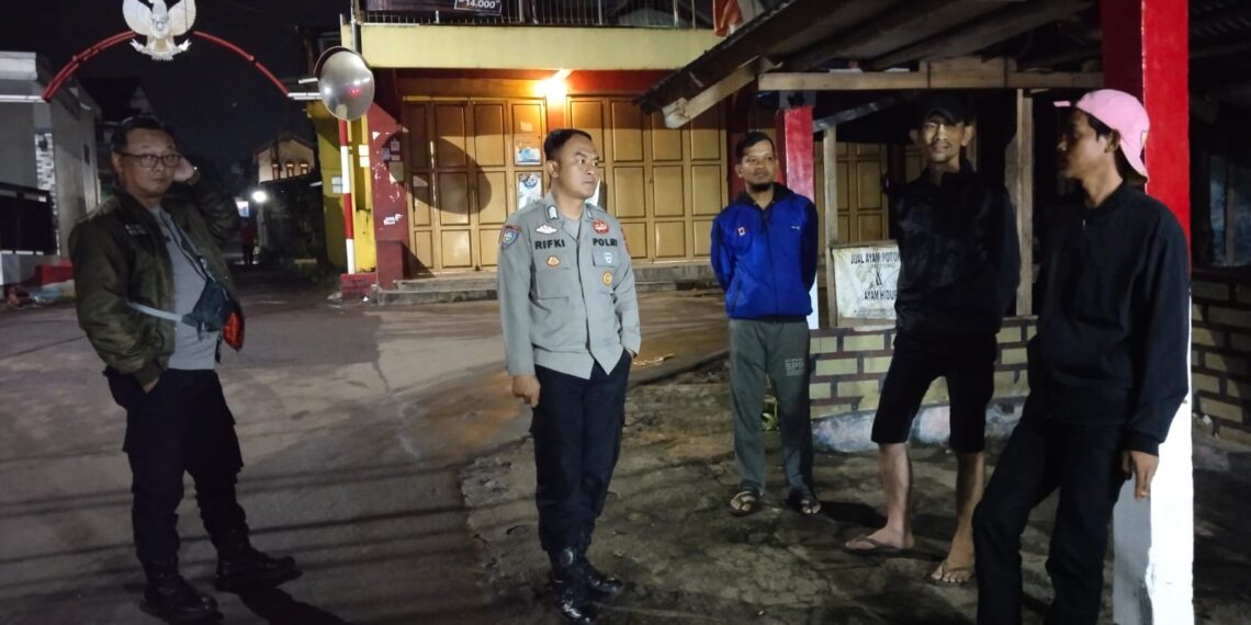 Polsek Cikole Sampaikan Himbauan Kamtibmas Kepada Warga