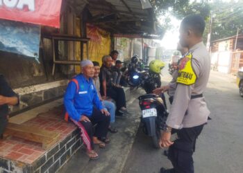 Kapolsek Citamiang Patroli Dialogis dan Sambangi Warga.