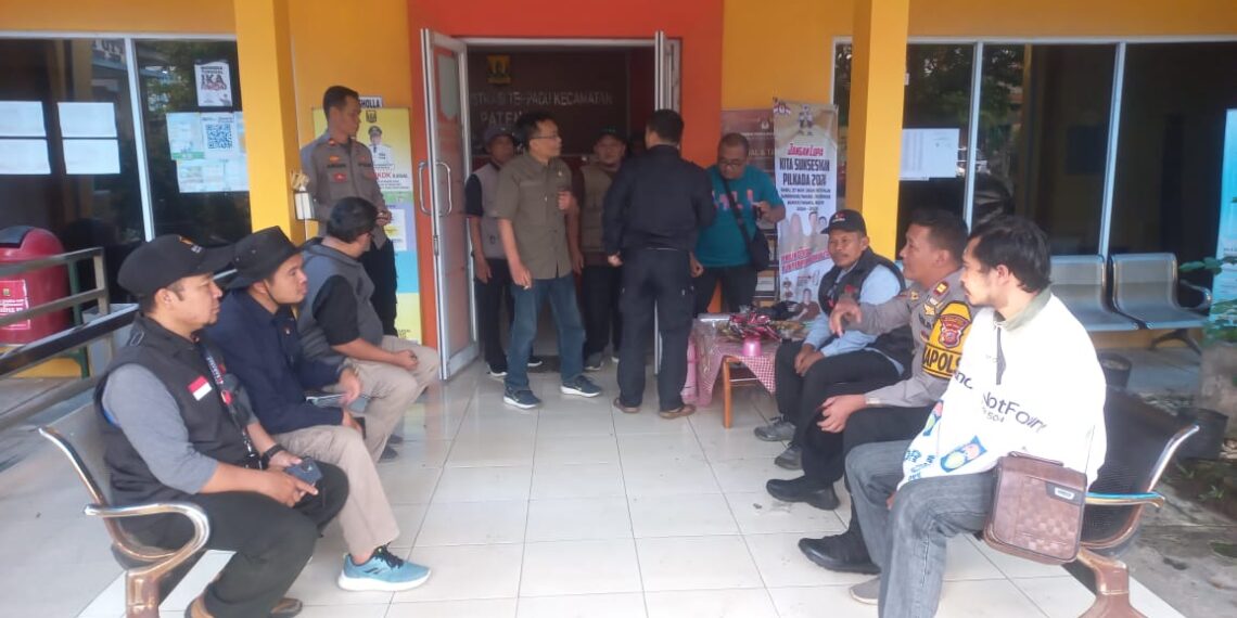 Polsek Sukabumi Silaturahmi Sambang Kantor Desa