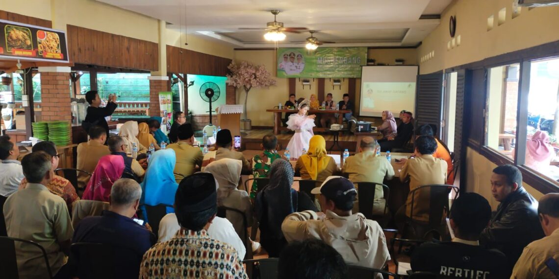 polsek Baros Hadiri Musrembang Tingkat Kelurahan Baros