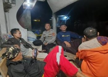 Polsek Cireunghas Laksanakan Patroli Malam Jelang Nataru