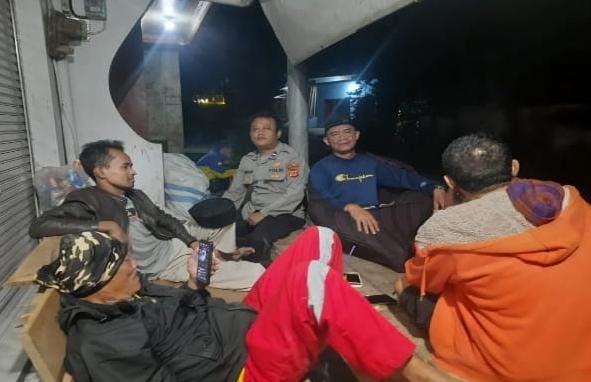 Polsek Cireunghas Laksanakan Patroli Malam Jelang Nataru