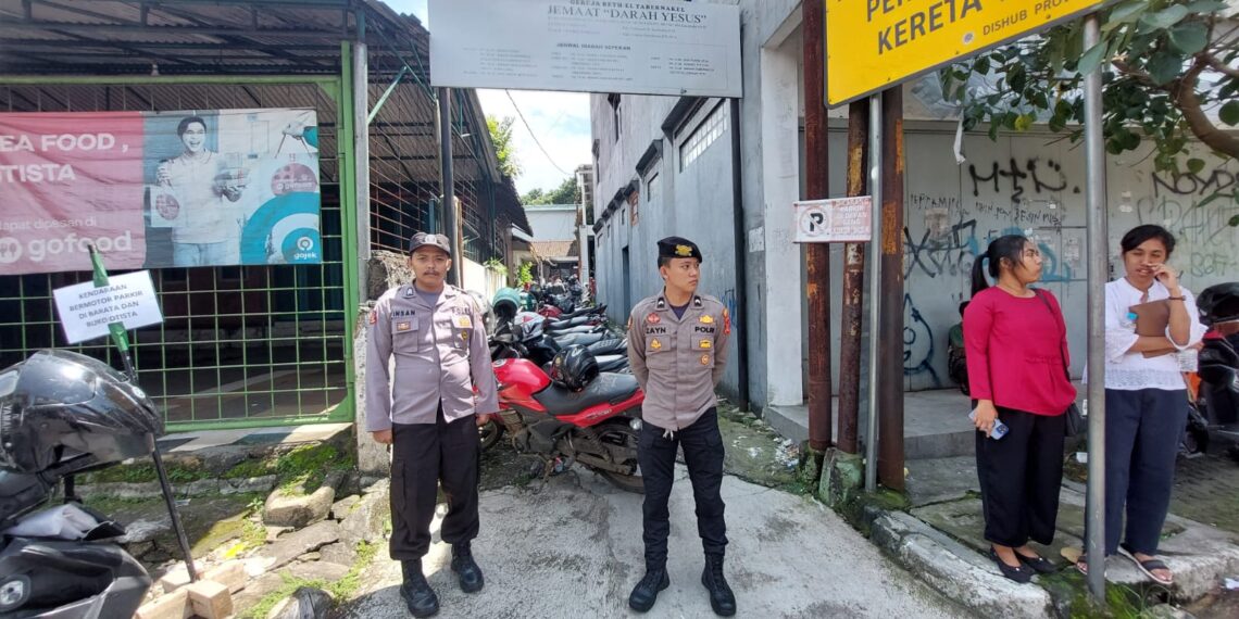 Polsek Kebonpedes Pengamanan Gereja Tabernakel Darah Yesus