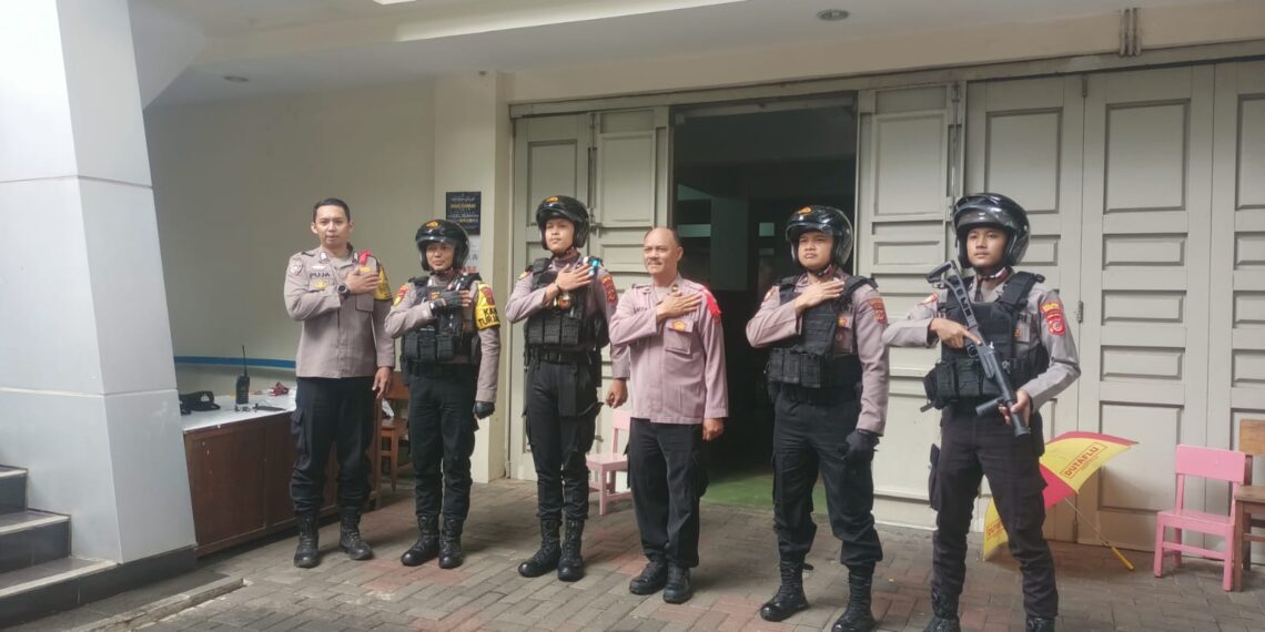 Jelang Perayaan Natal, Polsek Cisaat intensifkan Pengamanan Gereja