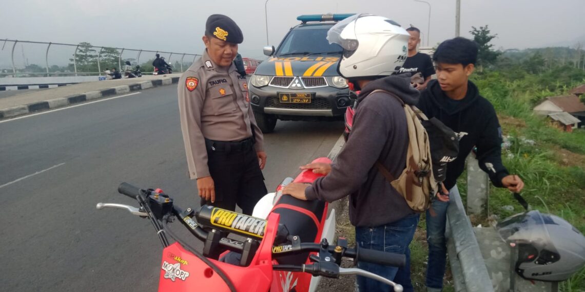 Polsek Cibeureum Laksanakan Patroli dialogis menjelang Nataru