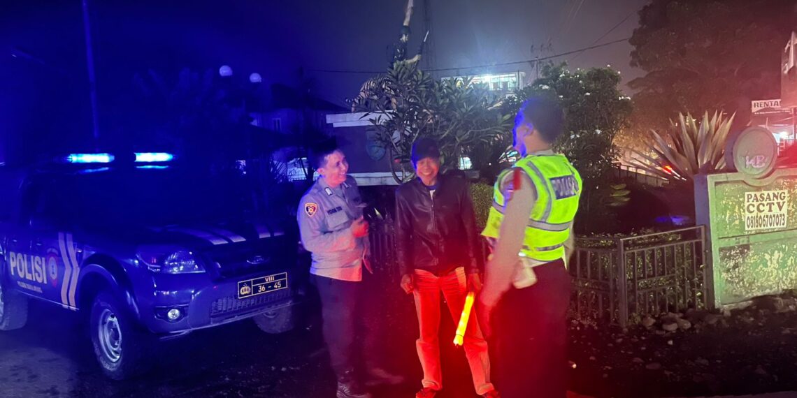 Polsek Sukalarang Intensifkan Patroli Dialogis Cegah Gangguan