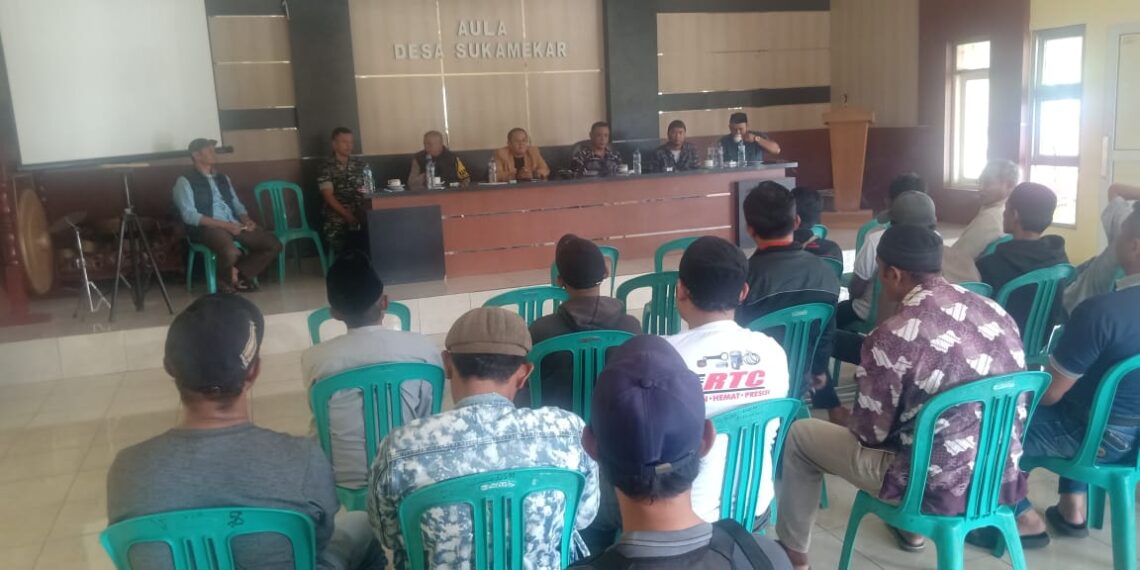 Kapolsek Sukaraja Polres Sukabumi Kota menghadiri rapat koordinasi persiapan Haul Ponpes Pajada