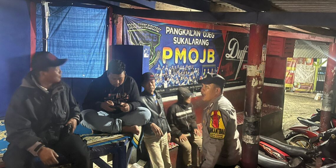 Patroli Strong Point Malam Sambangi Obyek Vital Dan Dialogis