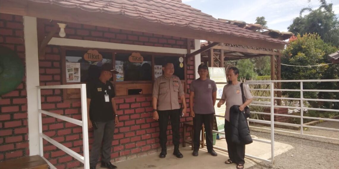 Polsek Sukaraja patroli jelang pergantian Tahun baru 2025,