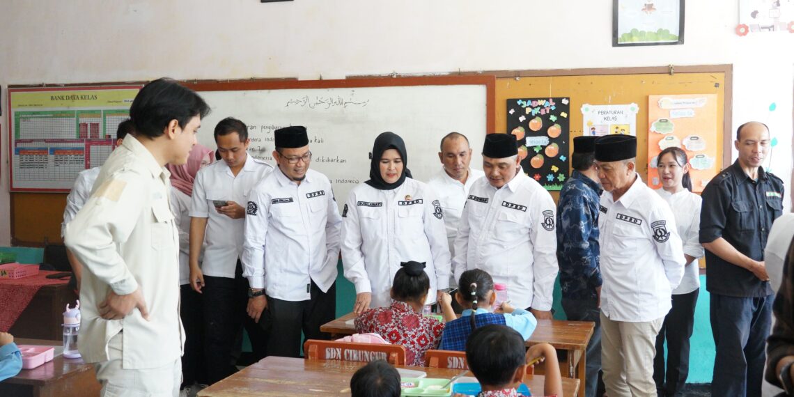 DPRD Kota Sukabumi Dukung Optimalisasi Program Makanan Bergizi Bagi Pelajar