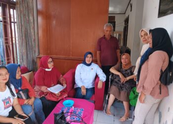 16 Tahun Lumpuh, Wanita Paruh Baya di Sukabumi Dapatkan Bantuan Kursi Roda
