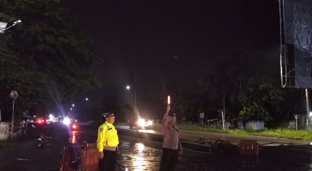 Polsek Cisaat Gelar Patroli Pengamanan Malam Tahun Baru 2025