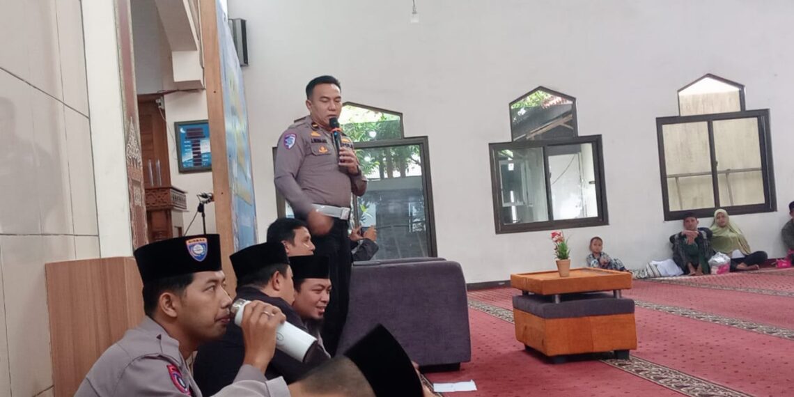 Kapolsek Baros Hadiri Khitanan Masal Yayasan Abulyatama