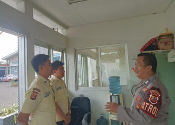 Sambangi Perusahaan PT. SCM Unit Samapta Polsek Lembursitu  Patroli Dialogis Dengan Petugas Satpam, Sampaikan Himbauan Kamtimbas