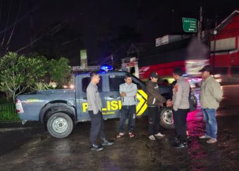 Patroli KRYD Polsek Sukalarang Sambangi Pangkalan Ojek Dan Strong Point Guna Sampaikan Pesan Kamtibmas