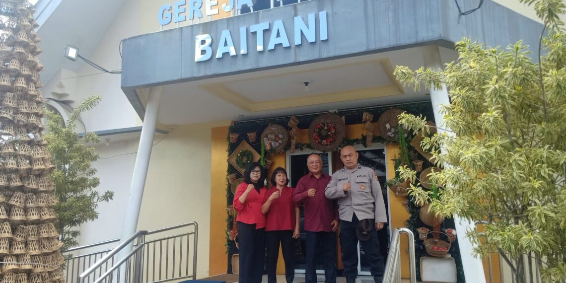 Minggu Kasih, Polsek Cibeureum melaksanakan Pengamanan Ibadah Kebaktian Minggu kasih Gereja GBI Baitani Kota Sukabumi