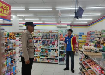 Patroli mobile rutin Polsek Kadudampit antisipasi gangguan kamtibmas di wilayah hukum polsek kadudampit