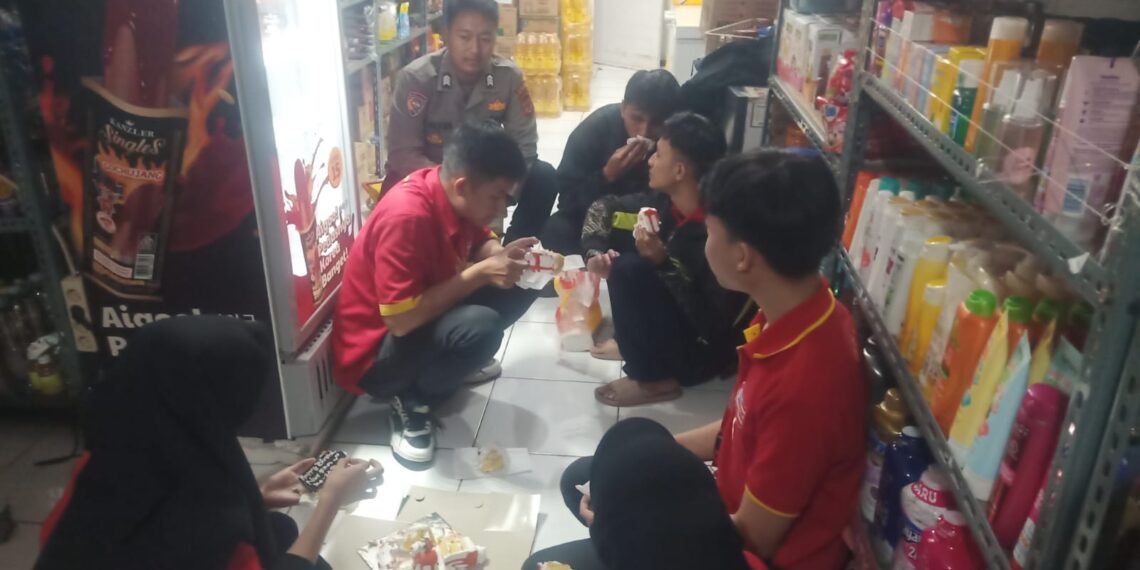 Bhabinkamtibmas sambang warga ajak menjaga Kamtibmas